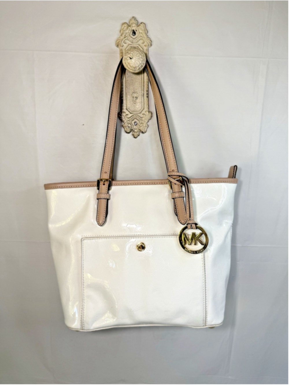 MICHAEL Michael Kors Jet Set Medium Snap Pocket Tote Bag white